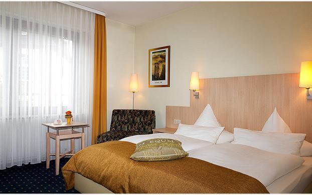 Hotel Deutsches Haus למפרטהיים מראה חיצוני תמונה