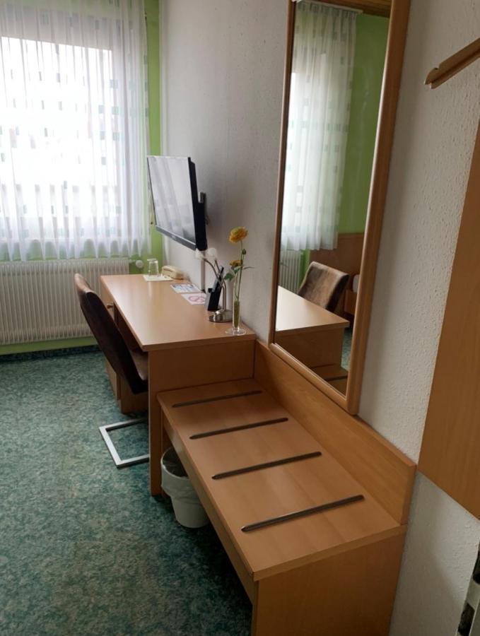 Hotel Deutsches Haus למפרטהיים מראה חיצוני תמונה